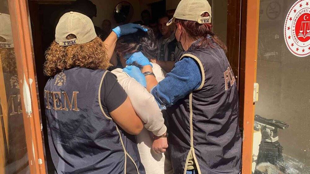 Bursa’daki terör saldırısının zanlıları adliyeye sevk edildi