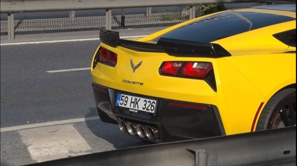 İstanbul’da 7 milyon liralık ultra lüks otomobil yolda kaldı