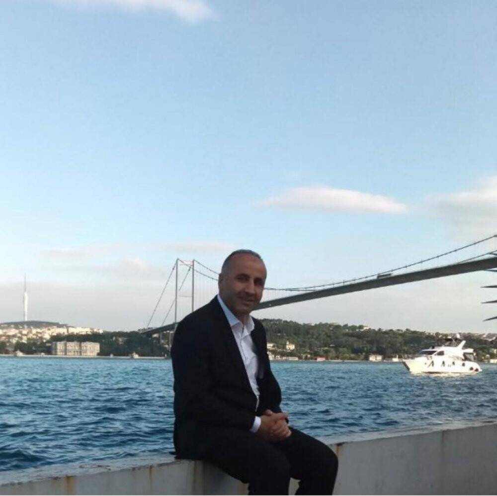 Otoyolda geri manevra yapan İBB aracının şoförü kazada hayatını kaybetti