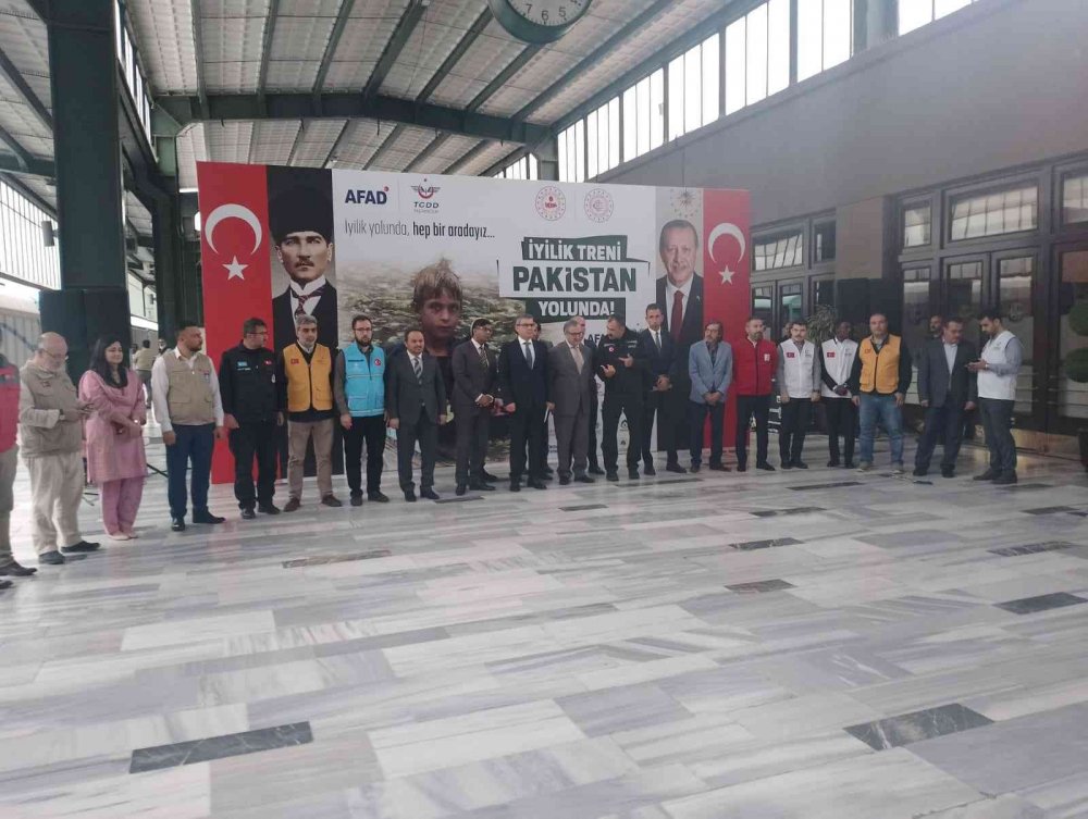 8’inci ve 9’uncu İyilik Treni Pakistan’a uğurlandı