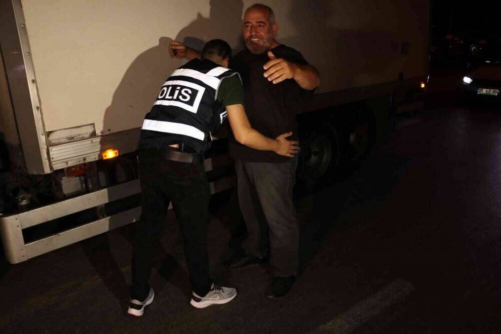 Adana’da hava destekli asayiş uygulaması: 53 gözaltı