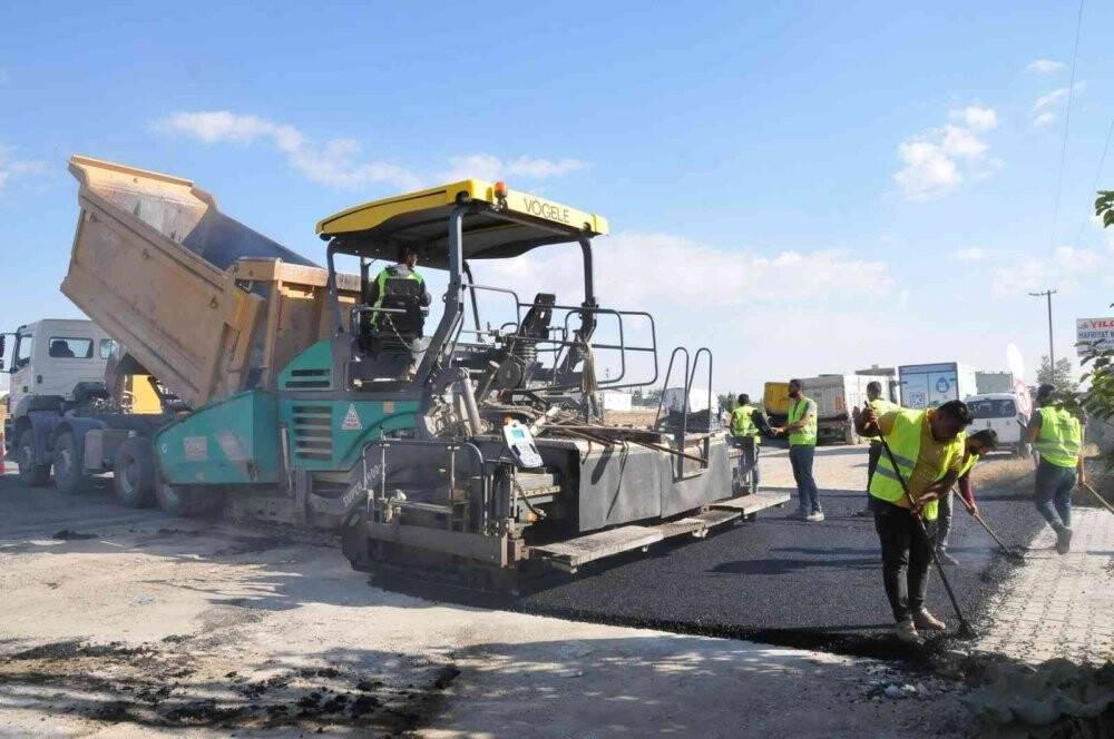 Akşehir’de yollar asfaltlanıyor