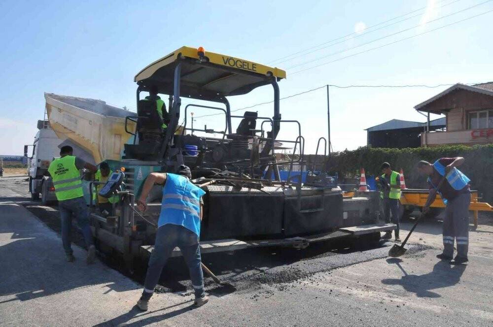 Akşehir’de yollar asfaltlanıyor