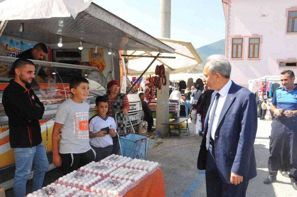 Akşehir’de yollar asfaltlanıyor