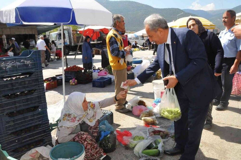 Akşehir’de yollar asfaltlanıyor