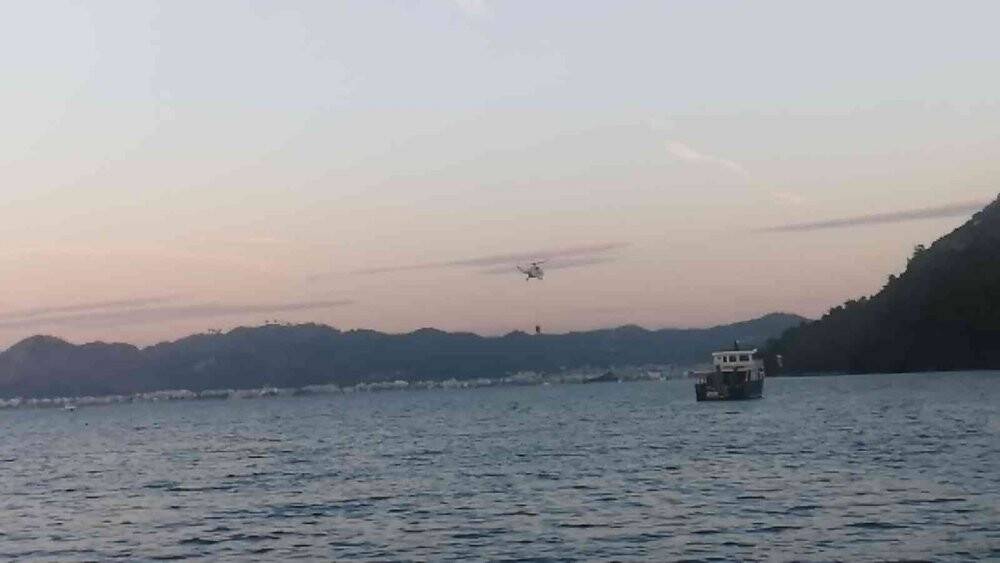 Marmaris’teki orman yangınına havadan söndürme çalışmaları başladı