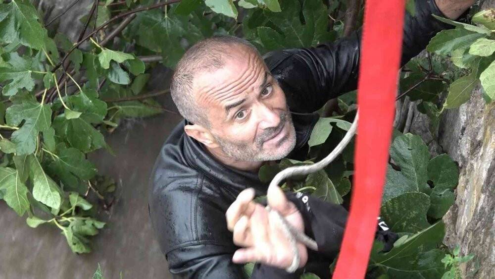 Suyu yükselen derede can pazarı