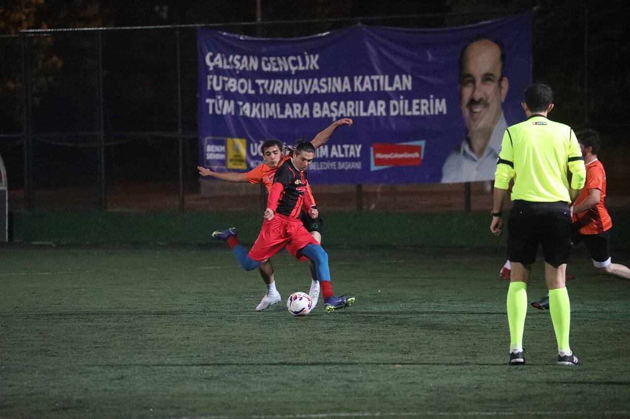 aa-20220923-28972257-28972256-konyada-calisan-genclik-futbol-turnuvasi-sona-erdi.jpg