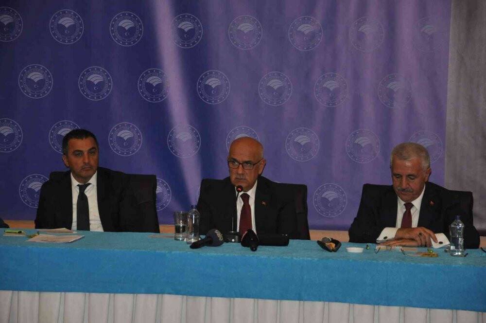 Bakan Kirişci'den müjde üstüne müjde