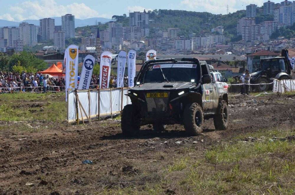 Fatsa’da Off-Road yarışları nefes kesti