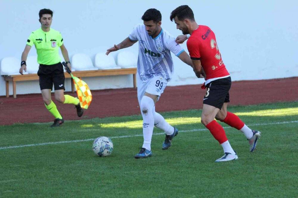 TFF 2. Lig: Pazarspor: 0 - Kastamonuspor: 1