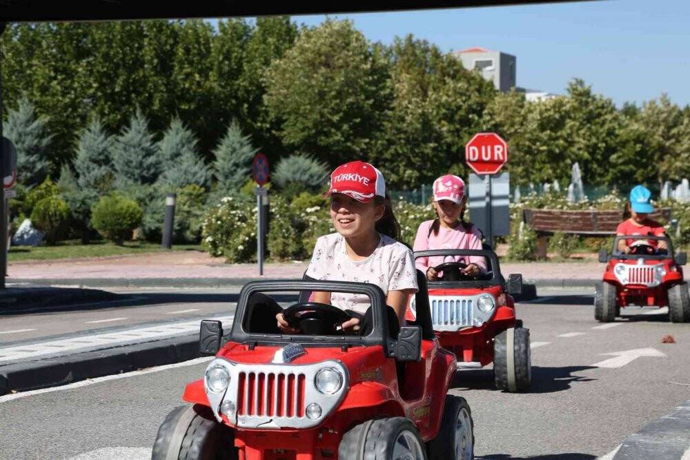 MEGA yeni dönem eğitimleri başladı