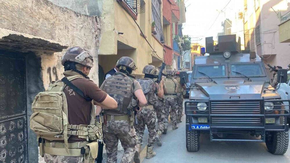 Mersin’de DEAŞ’a şafak operasyonu: 10 gözaltı kararı