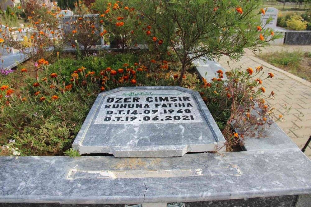 17 Ağustos Mezarlığı’nda büyük saygısızlık