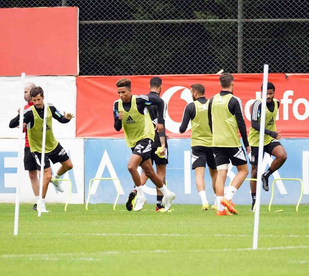 Beşiktaş’ta derbi hazırlıkları sürüyor