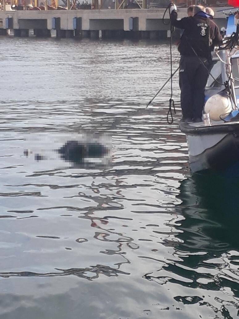 Denizde erkek cesedi bulundu