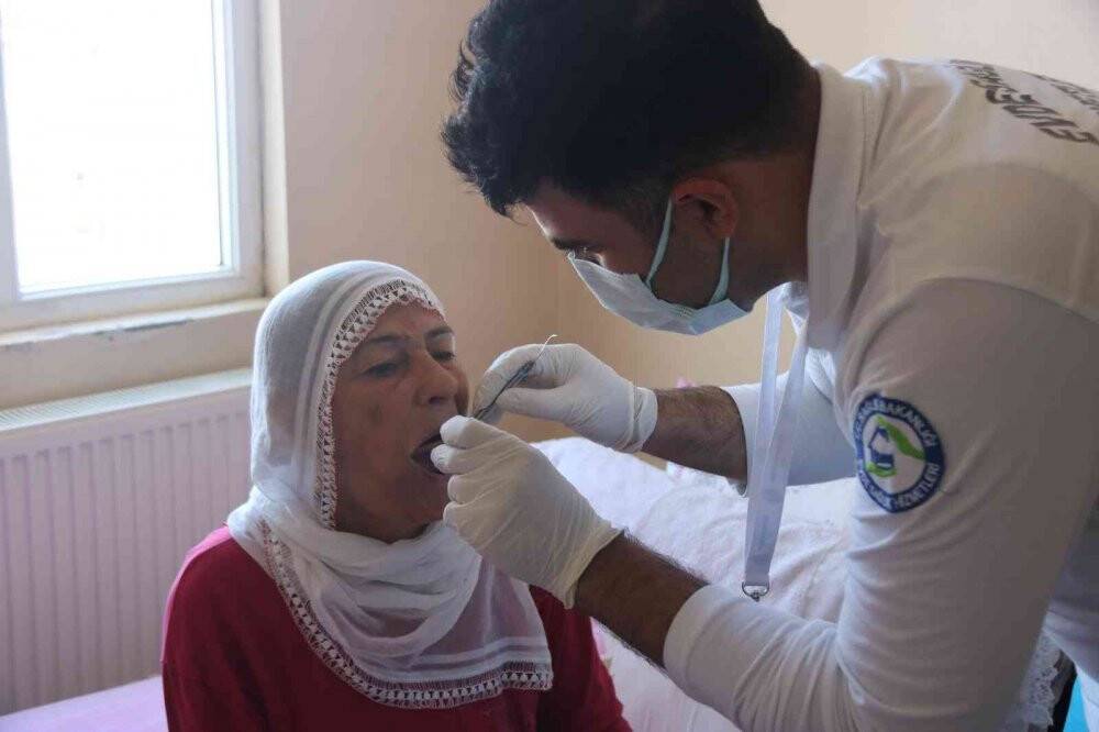 Diyarbakır’da ihtiyaç sahipleri talep etti, 7 yılda 3077 hastaya evde hizmet verildi