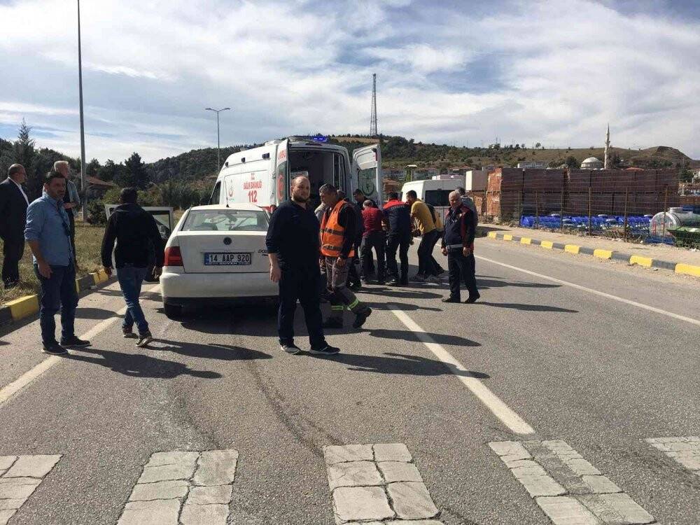 Karabük’te iki otomobil çarpıştı: 1 ölü 6 yaralı