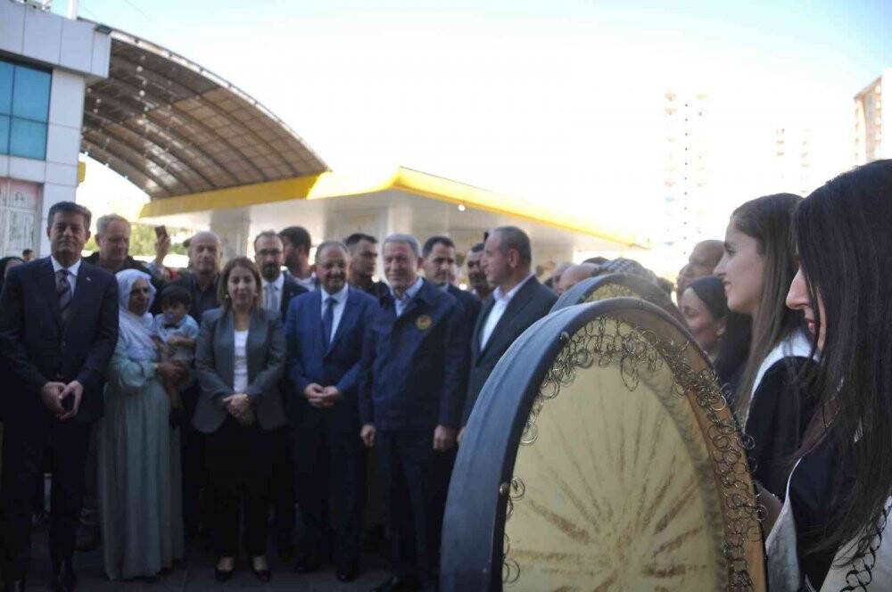 Milli Savunma Bakanı Akar: "TSK, Kuzey Irak’a 140 kilometre girdi"