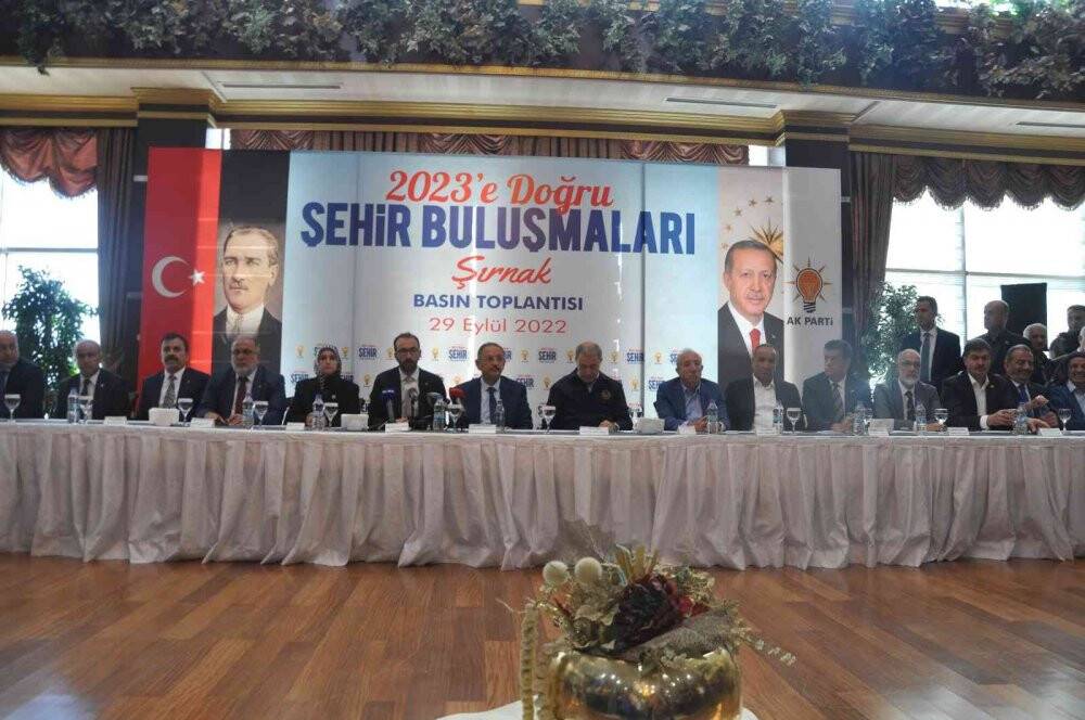 Milli Savunma Bakanı Akar: "TSK, Kuzey Irak’a 140 kilometre girdi"