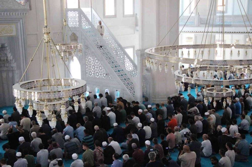 Diyanet İşleri Başkanı Erbaş: “Camilerimiz boş kalmasın”