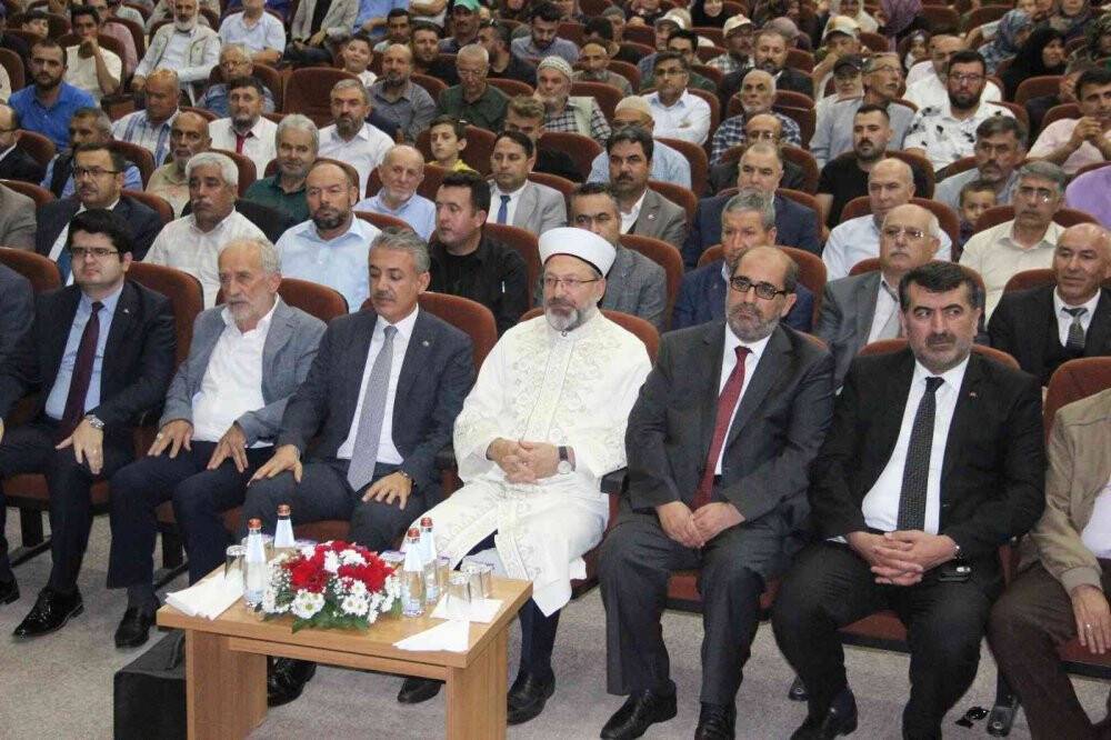 Diyanet İşleri Başkanı Erbaş: “Camilerimiz boş kalmasın”