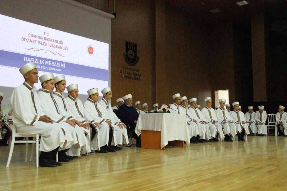 Diyanet İşleri Başkanı Erbaş: “Camilerimiz boş kalmasın”