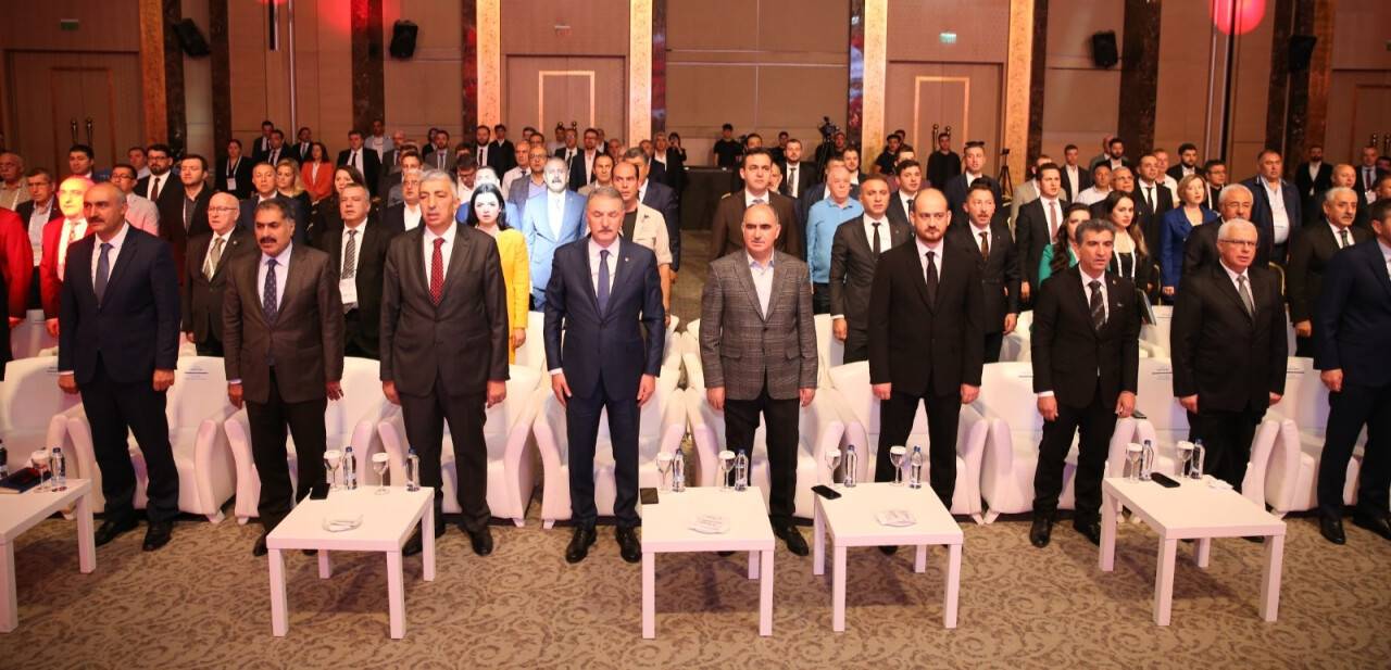 aa-20221001-29039124-29039121-orta-anadolu-un-sanayicileri-dernegi-genisletilmis-sektor-toplantisi-konyada-basladi.jpg