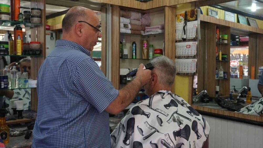 Kararın ertelenmesi hem kuaför esnafını hem de müşterileri sevindirdi