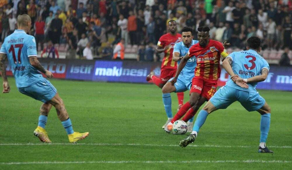 Spor Toto Süper Lig: Kayserispor: 1 - Trabzonspor: 2 (Maç sonucu)