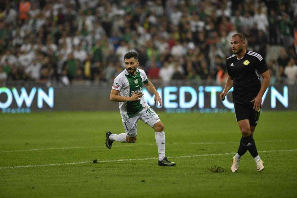 TFF 2. Lig: Bursaspor: 0 - Esenler Erokspor: 3