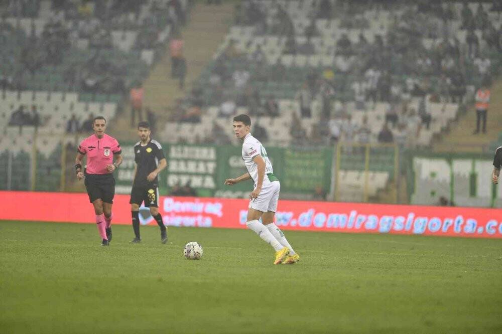 TFF 2. Lig: Bursaspor: 0 - Esenler Erokspor: 3