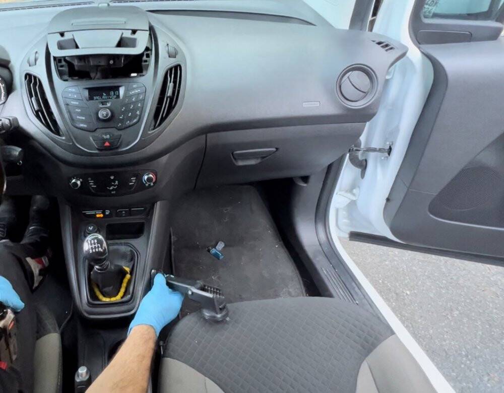 Beşiktaş’ta denetimde nefes kesen anlar kamerada