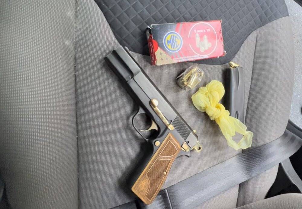 Beşiktaş’ta denetimde nefes kesen anlar kamerada