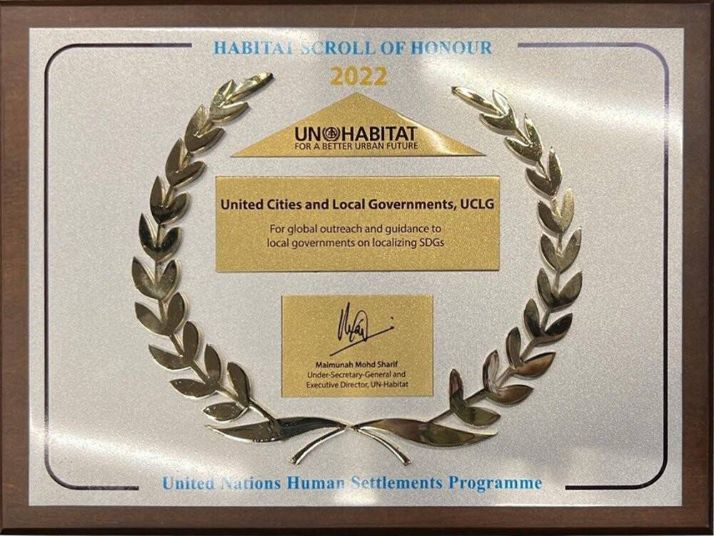 Dünyanın En Prestijli İnsan Yerleşmeleri Ödülü Başkan Altay’a verildi