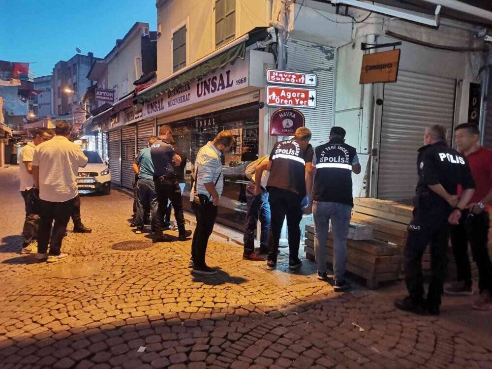 İzmir Kemeraltı Çarşısı’nda kuyumcu soygunu