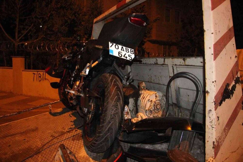 Kilis’te otomobil ile motosiklet çarpıştı: 2 yaralı