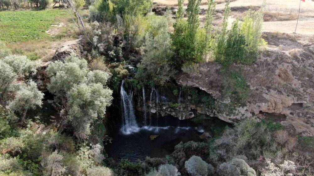 Sivas’ın saklı cenneti görenleri hayran bırakıyor