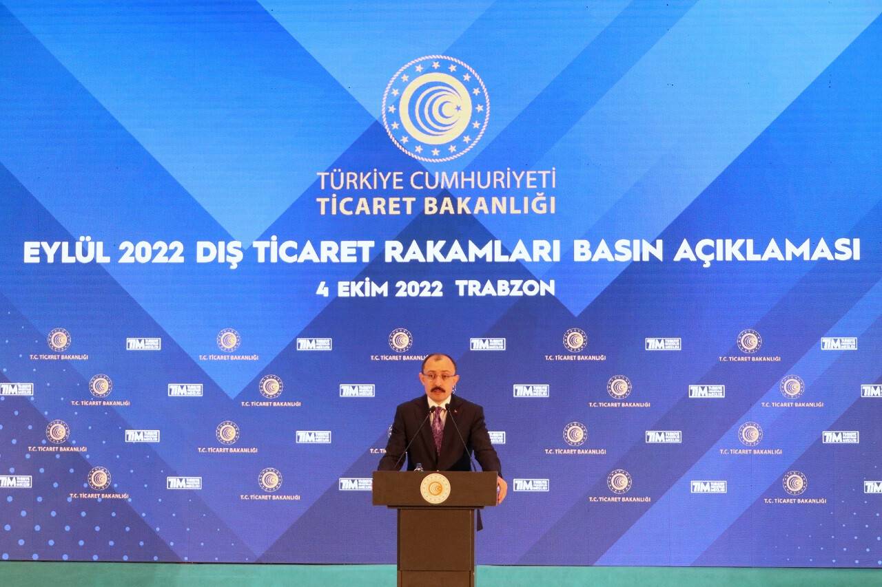 aa-20221004-29063300-29063297-ticaret-bakani-mehmet-mus-eylul-ayi-ihracat-rakamlarini-acikladi.jpg