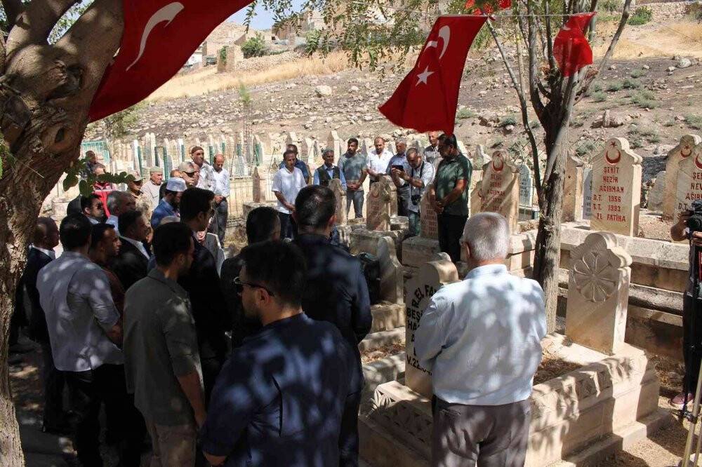 Mardin’de PKK’nın 29 yıl önce bomba ile katlettiği 8’i çocuk 26 kişi anıldı