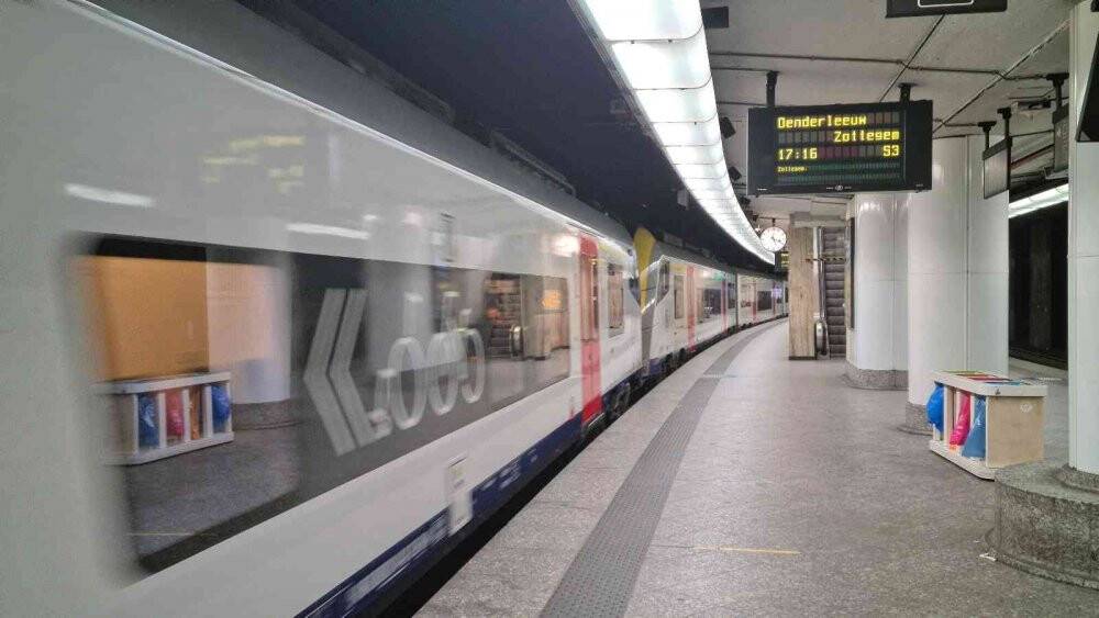 Belçika’da demiryolu çalışanları greve gitti
