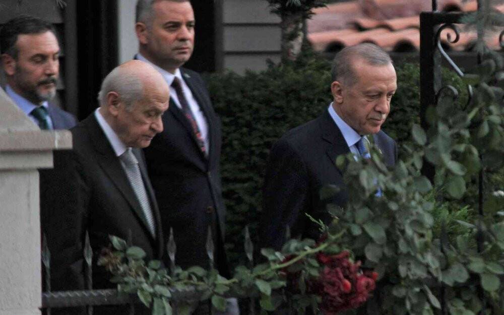 Cumhurbaşkanı Erdoğan, MHP Genel Başkanı Bahçeli ile bir araya geldi