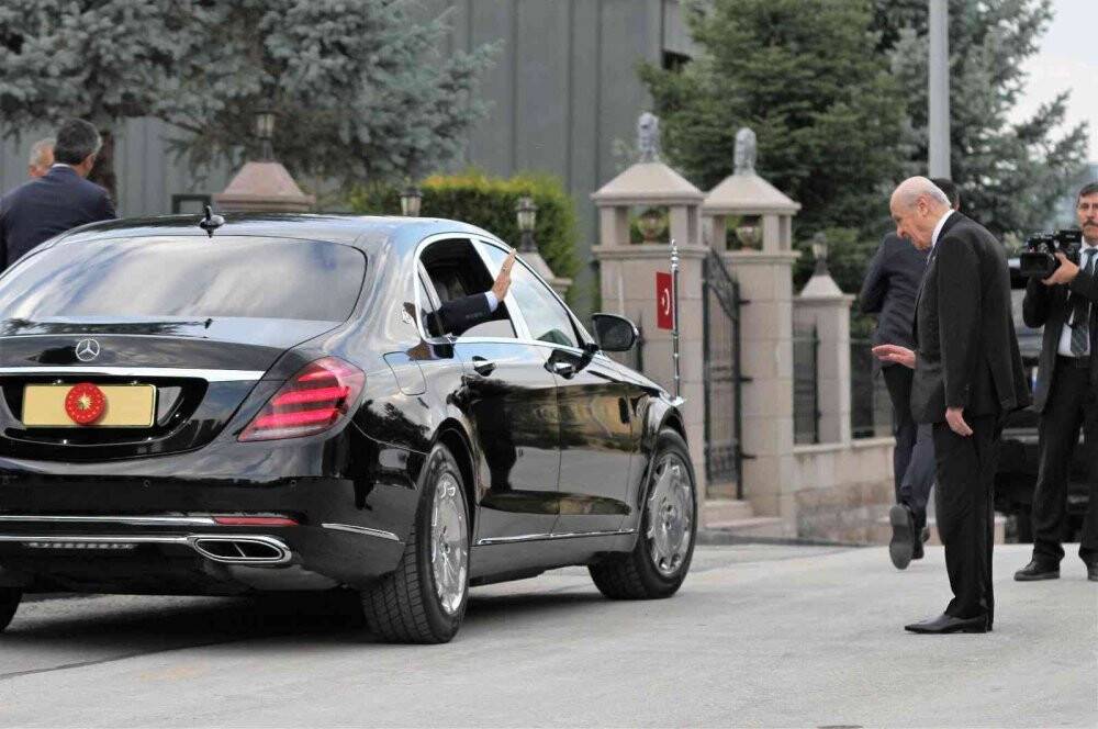 Cumhurbaşkanı Erdoğan, MHP Genel Başkanı Bahçeli ile bir araya geldi