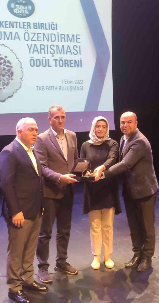 Konya Büyükşehir’e Tarihi Kentler Birliği’nden “Süreklilik” ödülü