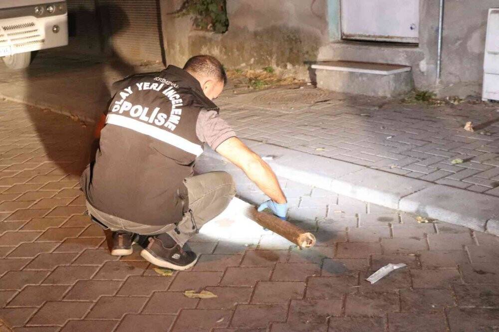 Amca oğullarının muhtarlık seçimine dayanan kavgasında kan aktı: 4 yaralı