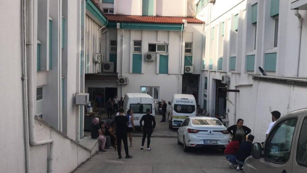 Elektrikli bisikletten düşen genç kız hastanede hayatını kaybetti