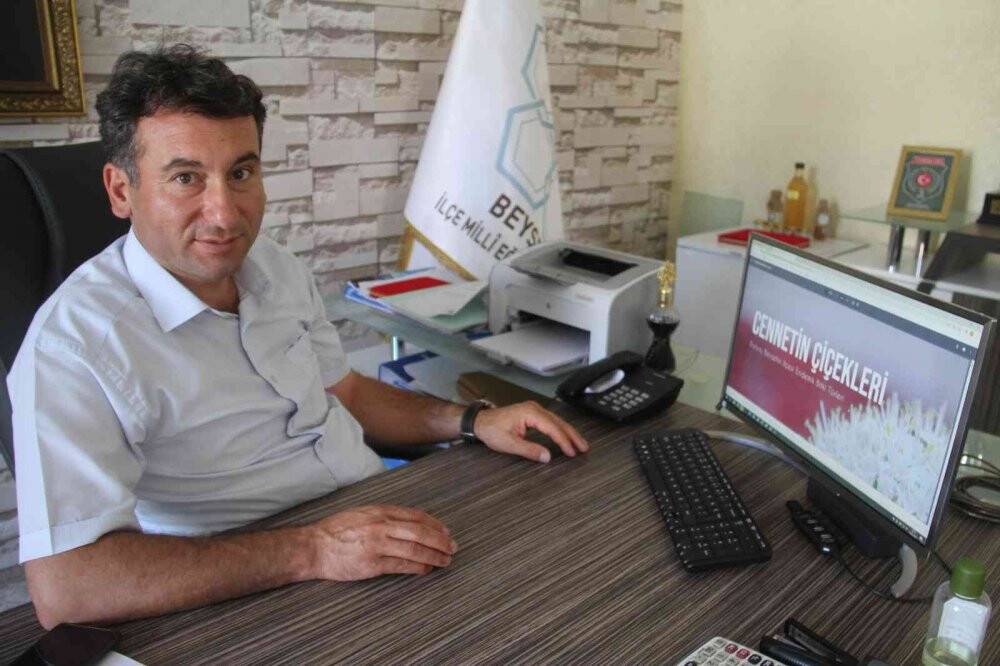 Konya’da 260 bitki ve çiçek "Cennetin Çiçekleri" kitabıyla gün yüzüne çıkarılacak