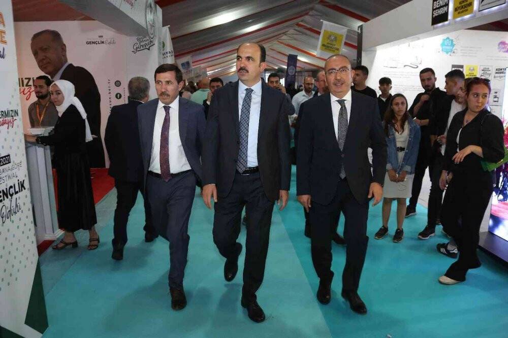 MEGA "Tam Bana Göre" dedirtti