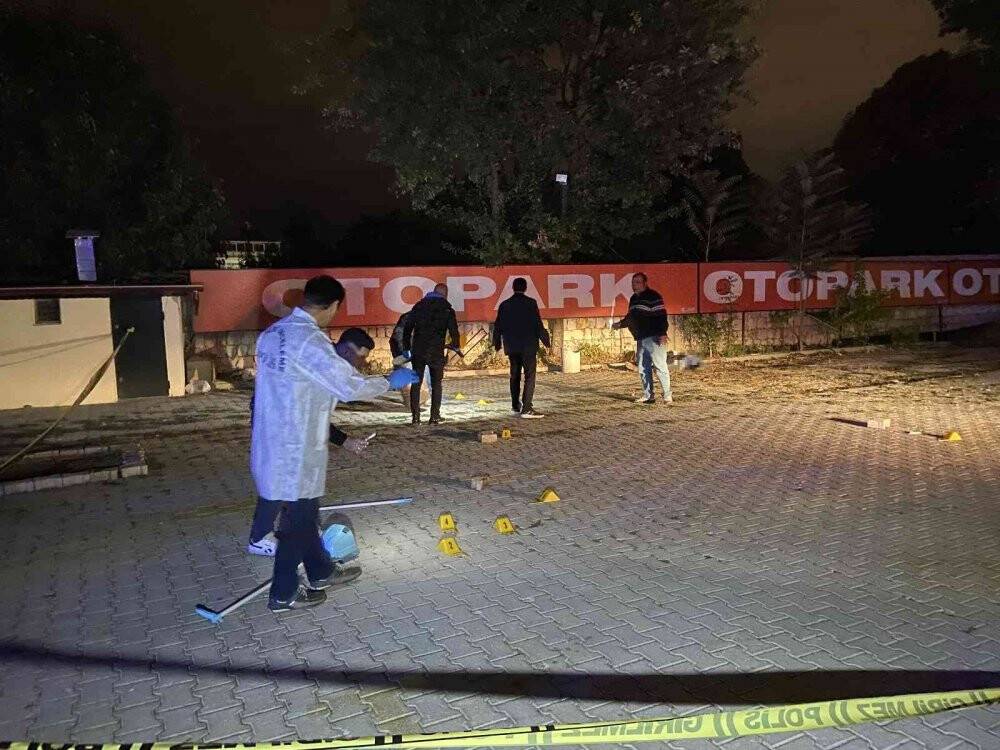 Otoparkta silahla vurulan şahıs hayatını kaybetti