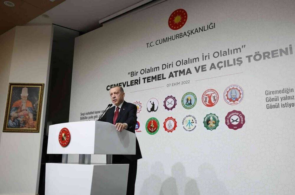 Cumhurbaşkanı Erdoğan, "Alevi Bektaşi Kültür ve Cemevi Başkanlığı kuruyoruz"